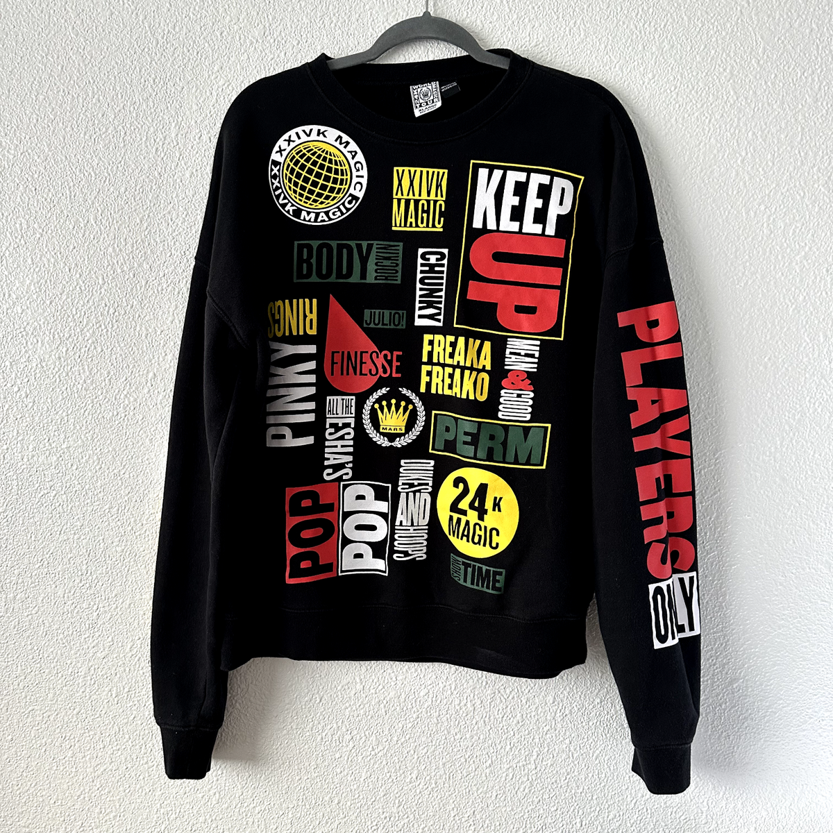 Bruno Mars 24K Magic World Tour Black Pullover Sweatshirt Crewneck 