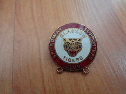 VINTAGE GLASGOW TIGERS SPEEDWAY SUPPORTERS CLUB GLADMAN & NORMAN BIKE PIN BADGE - Imagen 1 de 2