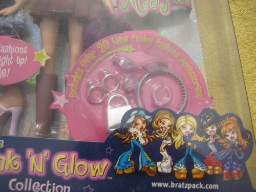 Bratz Funk N Glow Collection Meygan Toy Of The Year 2002 box in poor shape - Picture 7 of 15