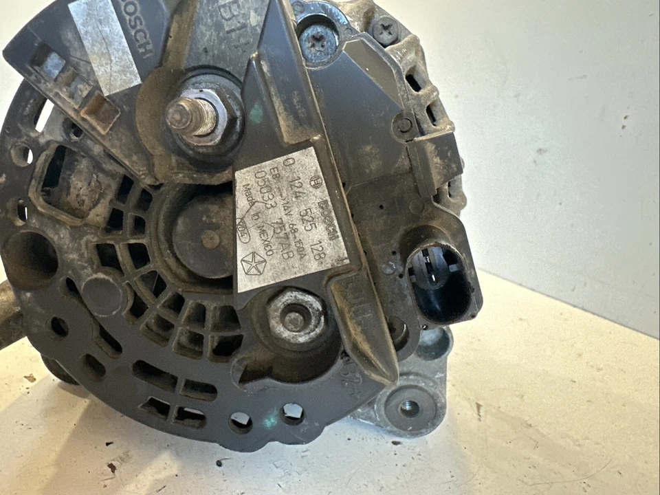 Dodge Caliber Alternator 150Ah 05033757Ab 0124525128 Genuine 2.0 Crd 06-2011 Rhd - Image 4 of 4