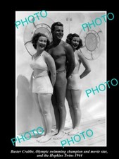 OLD POSTCARD SIZE PHOTO OF TARZAN STAR BUSTER CRABBE WITH HOPKINS TWINS 1944