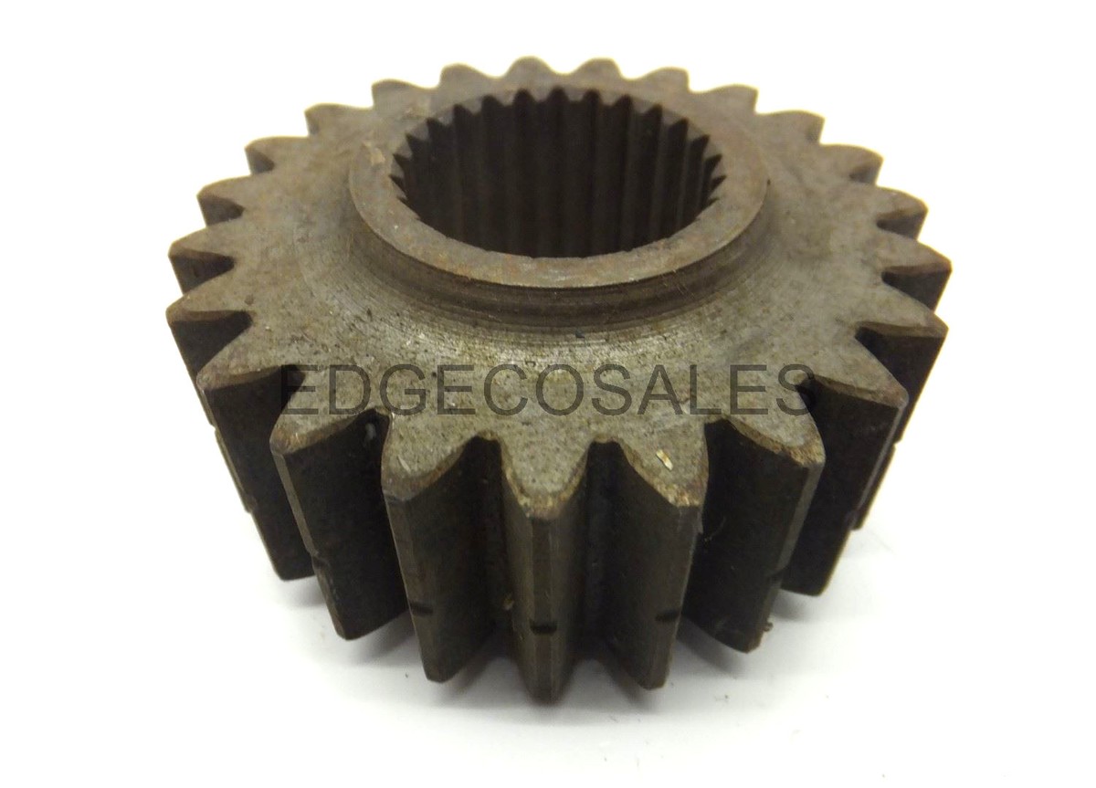 FT-818ND(欠品物有り) 81824582 PTO Gear (540 RPM) Fits Ford 