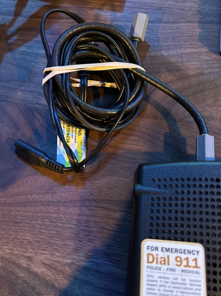 Arris TM1602A Cable Modem  - Image 3 of 4