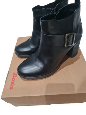 Stiefel schwarz  echt Leder Bata