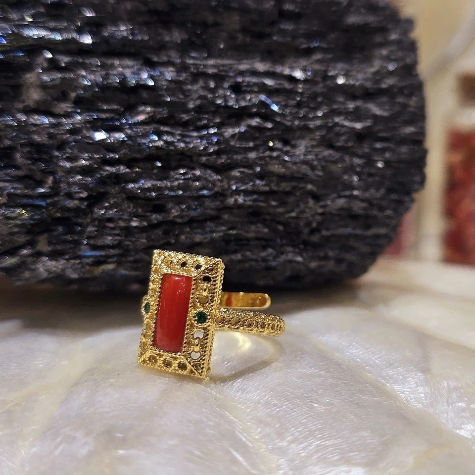 Anello corallo rosso naturale argento 925 placcato oro zirconi verdi donna - Immagine 4 di 4