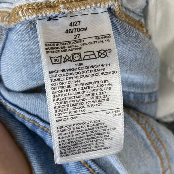 Gap Light Wash Patchwork Distressed Girlfriend Je… - image 4