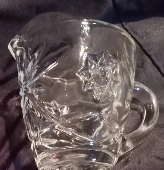 Специальный винтажный стеклянный сливочник с 8-конечными гравюрами со вспышками звездообразования - Изображение 4 из 4