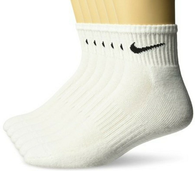 nike men's white quarter socks