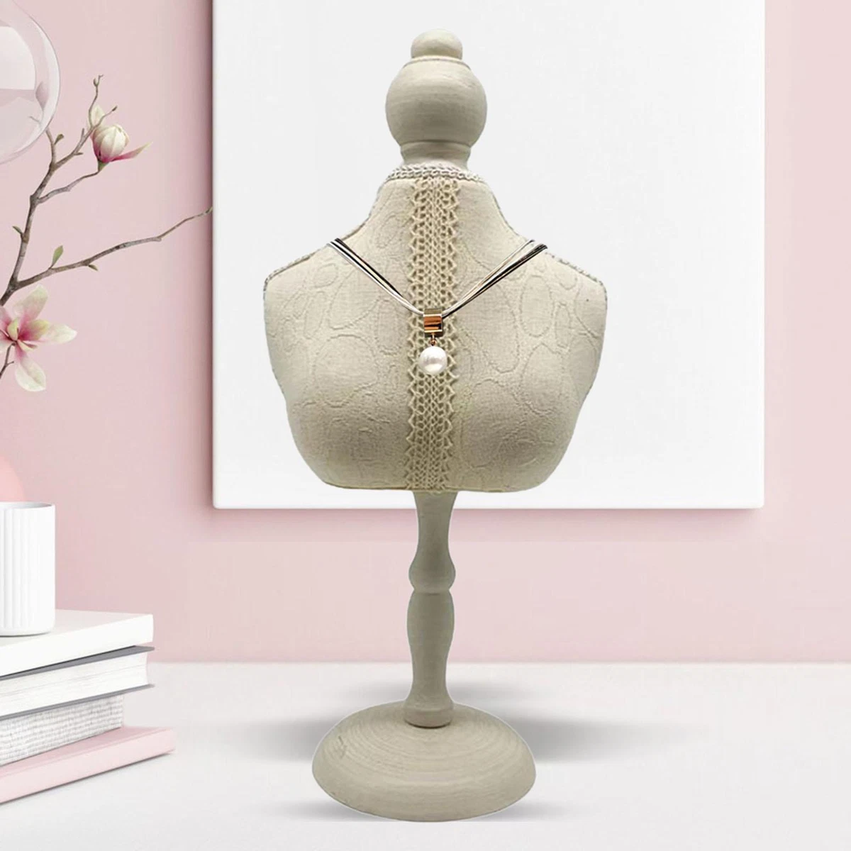 Display busts store for necklaces