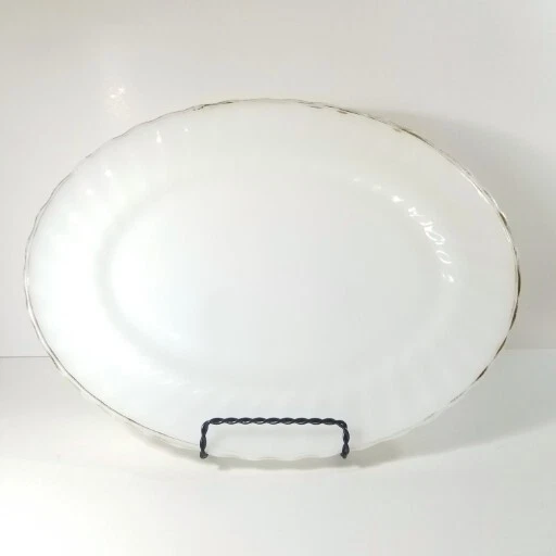Vtg Anchor Hocking Ovenproof White & Gold Platter