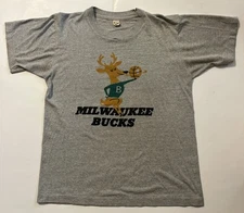 Vtg MILWAUKEE BUCKS T-Shirt Tee 1970s 1980s Screen Stars Basketball Men’s M Gray