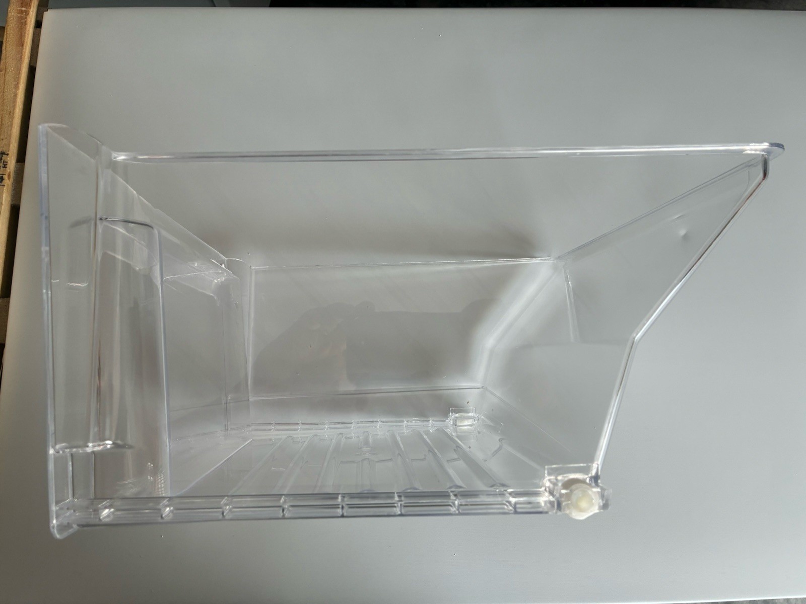 Whirlpool Refrigerator Pan Crisper W10860122 W10663427