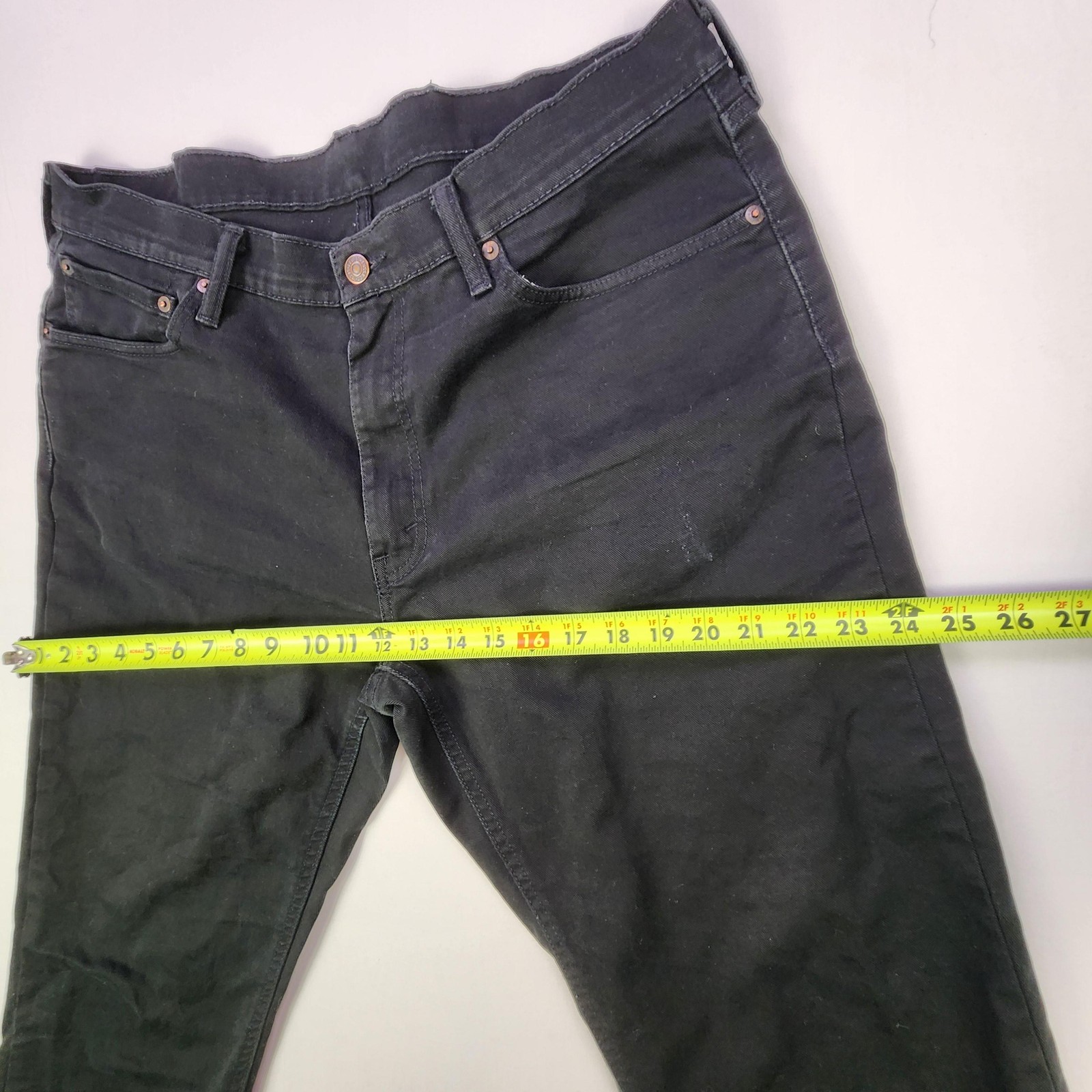 Levis 541 Jeans Mens 36x34 Black Dark Wash Athletic Taper Stretch Denim Pants thumbnail 10