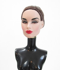 EAST 59TH TRAVELING IN STYLE EVELYN WEAVERTON HEAD ONLY INTEGRITY TOYS