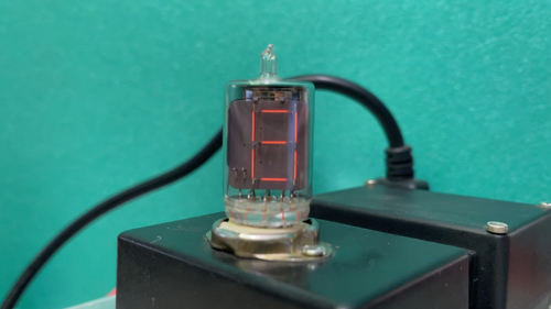 Lot of 6 vintage numitron tube IEE APOLLO DA-2000 for nixie clock, set#2 - Video 1 of 1