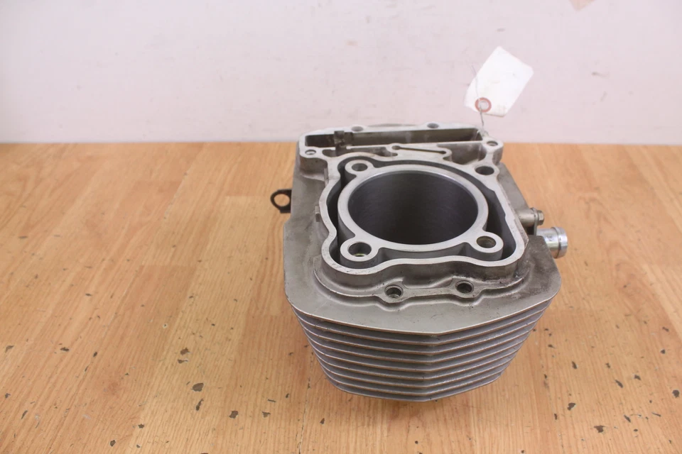 Jarra de cilindro trasero Honda VTX1300T 2009 Foto 2 de 4