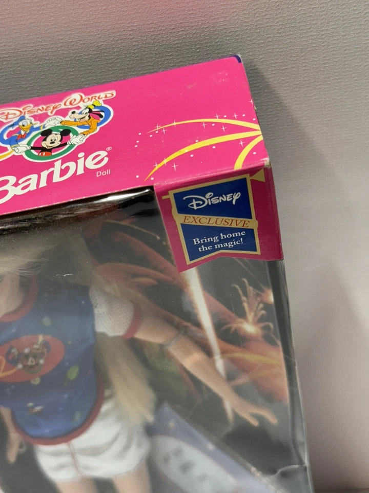 MUÑECA BARBIE EXCLUSIVA WALT DISNEY WORLD EDICIÓN ANIVERSARIO 2000 NUEVA EN CAJA Foto 3 de 4