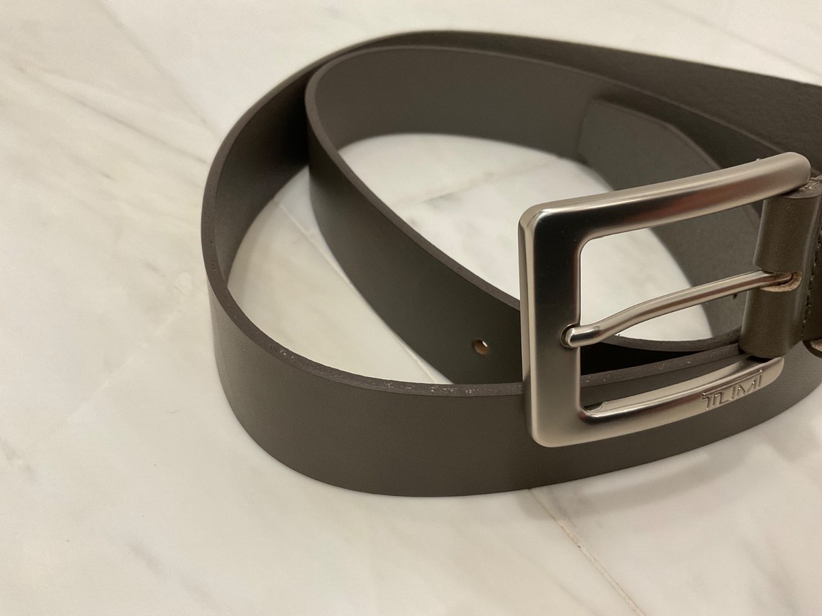 NEW Tumi 100% Leather Pin Buckle Belt - size 42 - GRAY -Made  display picture 1