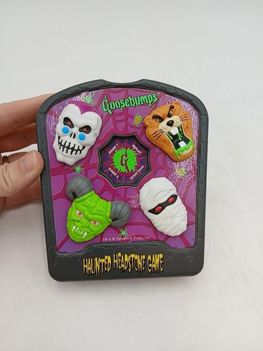 Tiger Goosebumps Haunted Headstone Handheld Electronic Game Toy 1996 Vintage
