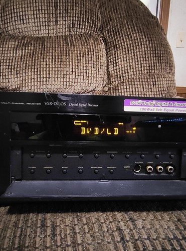 Pioneer VSX-D710S Multi Channel Receiver Audio Video Dolby Turns On For Parts - Picture 2 of 10