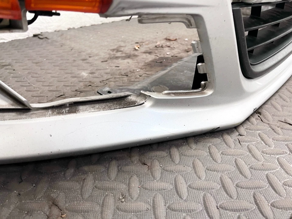 09-12 VOLKSWAGEN PASSAT CC PARACHOQUES DELANTERO INFERIOR PANEL CENEFA OEM Foto 3 de 4