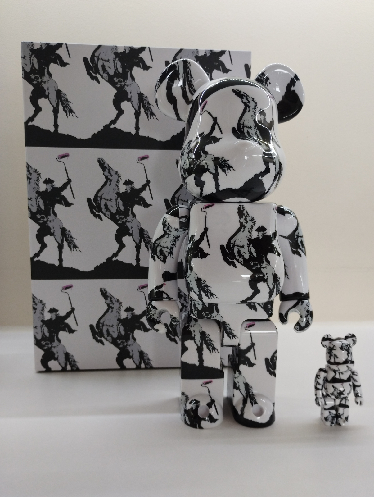 Bearbrick Banksy Highwayman 100% 400% Medicom Toy figurine de collection street art