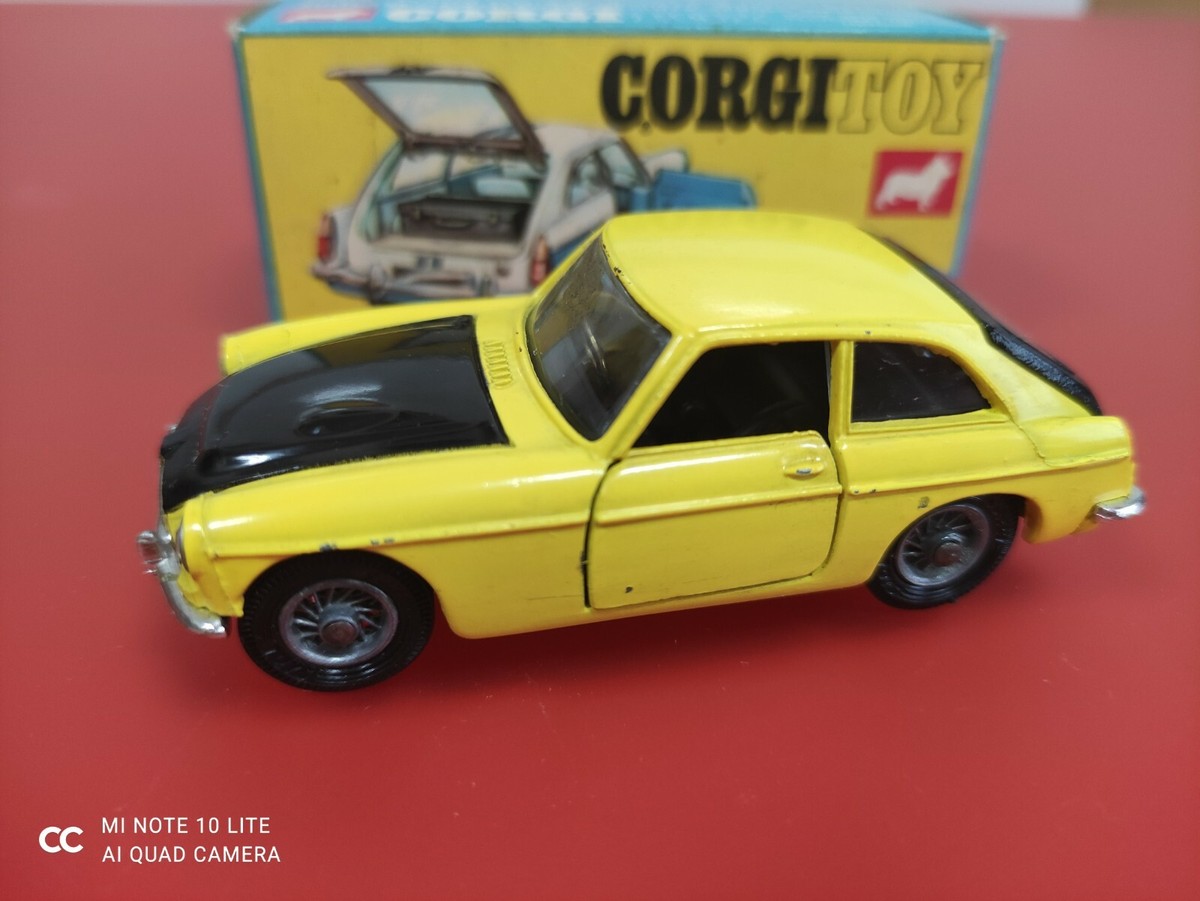 1/43 CORGI TOYS, 345 MGC GT COMPETITION AÑOS 60/ EN CAJA, MUY
