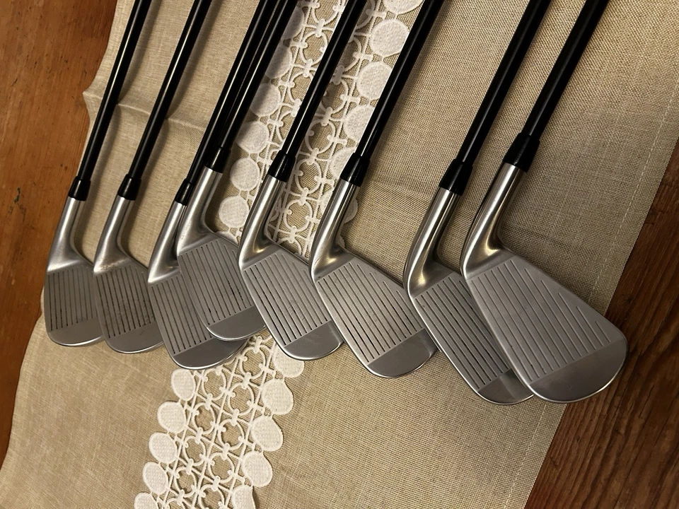 Titleist T250 Irons 4 - GW (8 Irons) Graphite AD 75  Tour  Shafts -  LEFT HANDED - Image 2 of 4