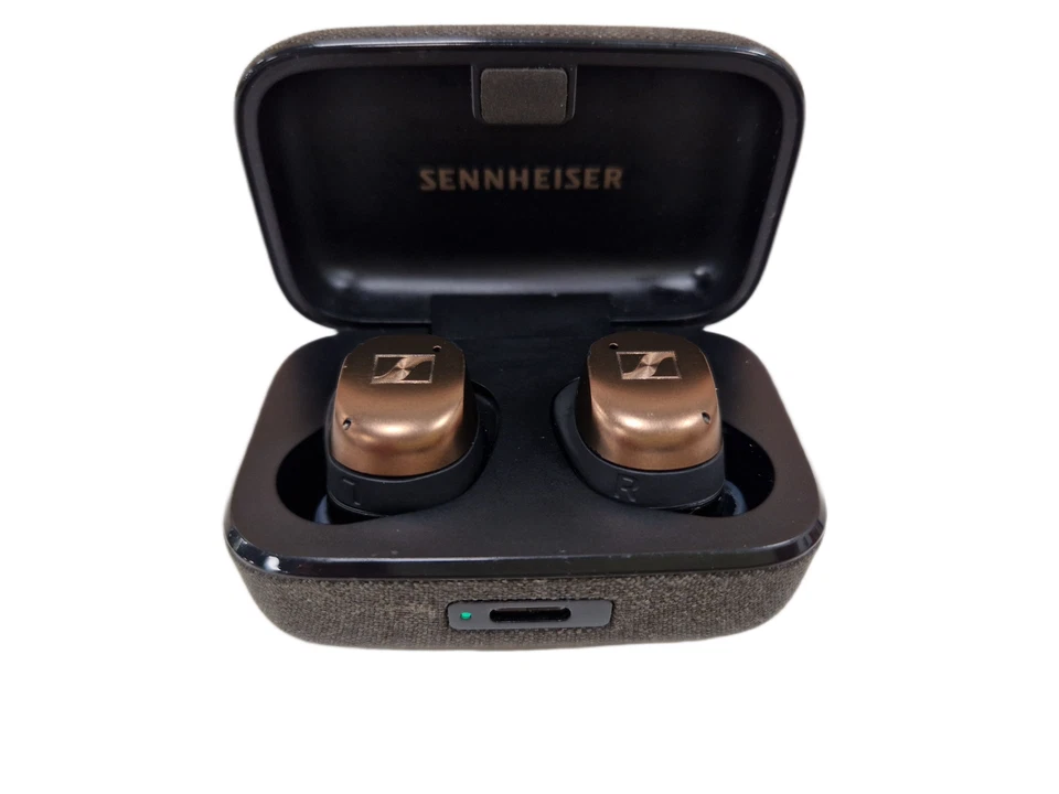 Sennheiser Momentum True Wireless 4, photo 1 of 3