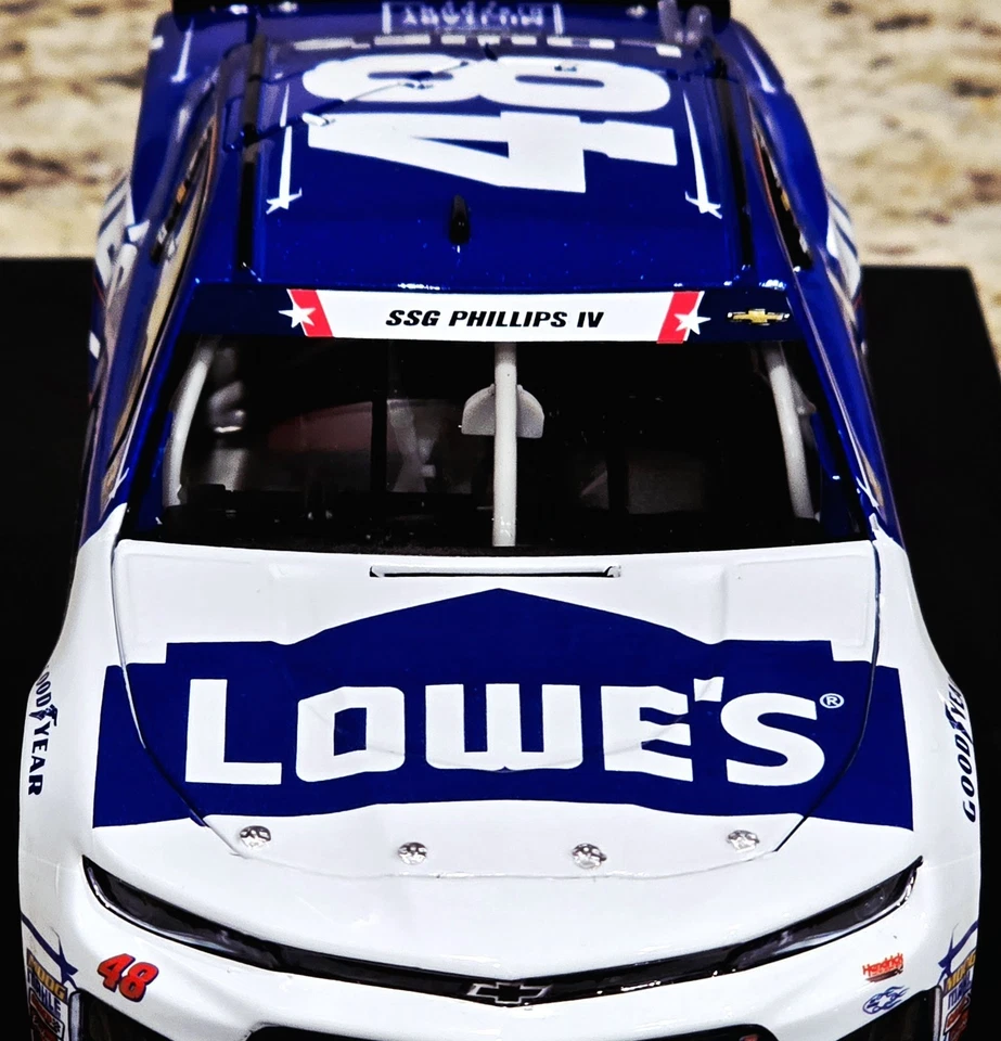 2018 #48 Jimmie Johnson Lowe's Patriotic Camaro ZL1 Coca-Cola 600 1:24 diecast Foto 4 de 4