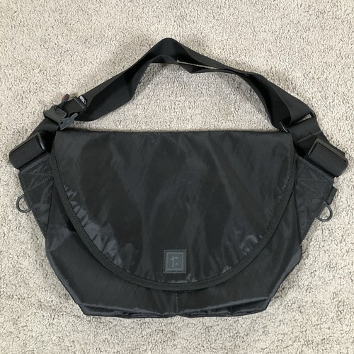 Rickshaw Bagworks Messenger Bag Small Zero Black