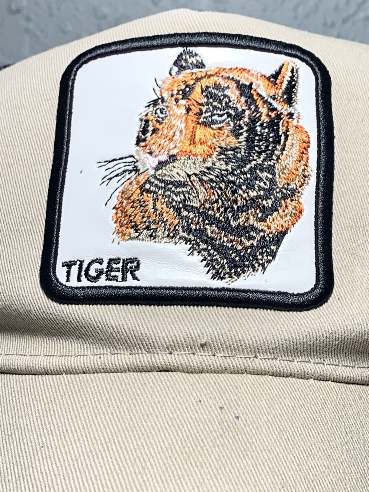 Tiger Patch Beige & Black Adjustable Snapback Mes… - image 2
