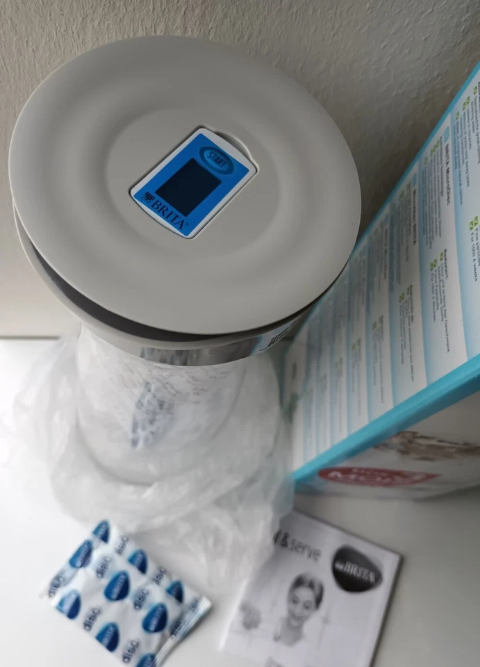 NEUVE Bouteille Carafe filtrante BRITA FILL&SERVE MIND gris foncé + 1 filtre  - Photo 4/4