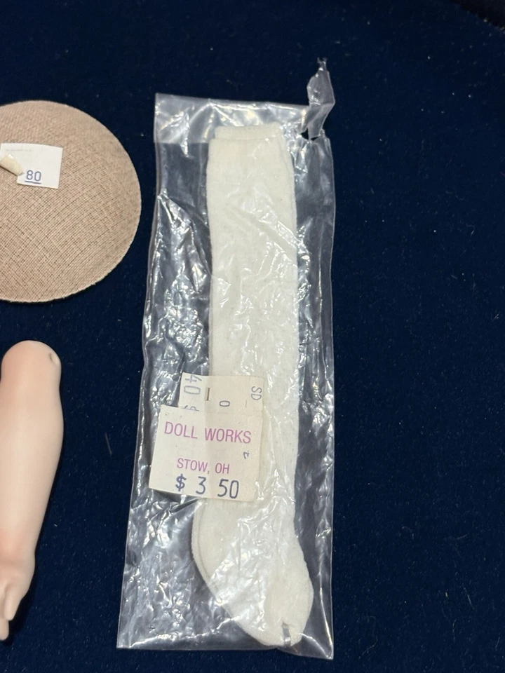 Moda Muñeca Peluca Adrianna Rubia Rosa Zapatos Brazos Medias Muñeca Piezas Lote Foto 3 de 4