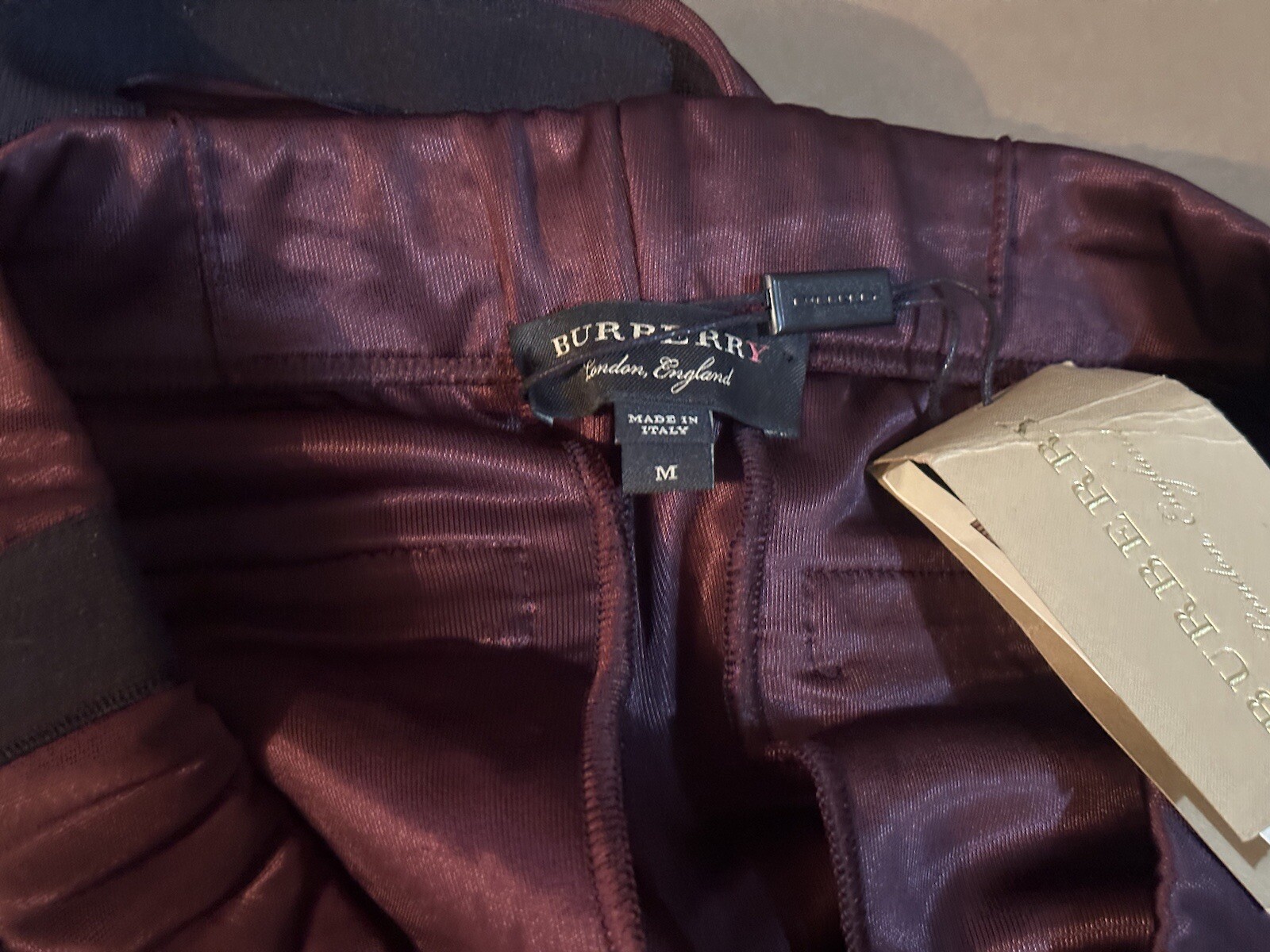 Burberry Prorsum Sports/trouser unisex BNWT+gift box/bag Size M burgundy Italy image 2