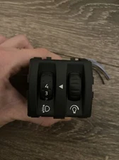 RENAULT GRAND SCENIC MK3 09-16 HEADLIGHT LEVEL CONTROL SWITCH 251900001RD