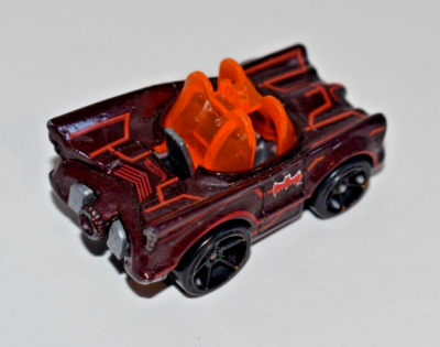 Hot Wheels Purple DC Comics Classic TV Series Batmobile HCT04 Made