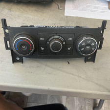 2007 Chevy Hhr Heater Temperature Control Switch Heated Seat Button 15906839 2007 Chevy Hhr Heater Temperature Control Switch Heated Seat Button 15906839