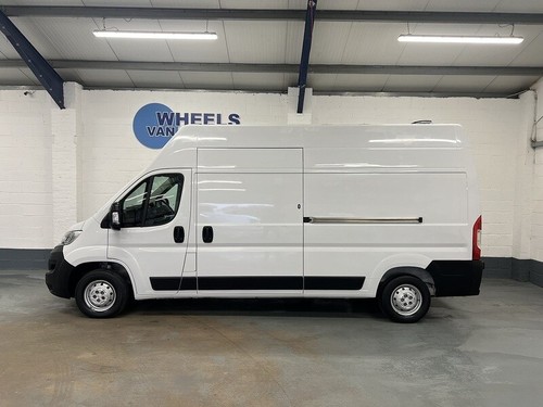 2022 Citroen Relay 2.2 BlueHDi 35 Enterprise Panel Van 5dr Diesel Manual L3 High - Picture 2 of 24