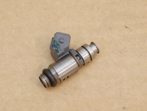 1x Einspritzdüse Fiesta V / KA 1,3 44Kw 60PS BAJA 2N1U-9F593-KA Injektor IWP119