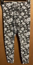 Women  s Legging by Abercrombie  Fitch Floral Medium