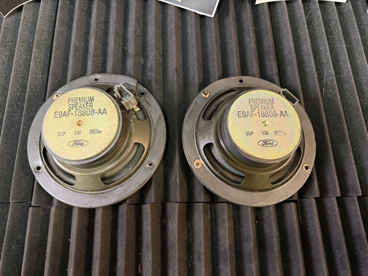 1990 Ford F250 XLT 7.3L Diesel 4X2 Premium Door Speaker