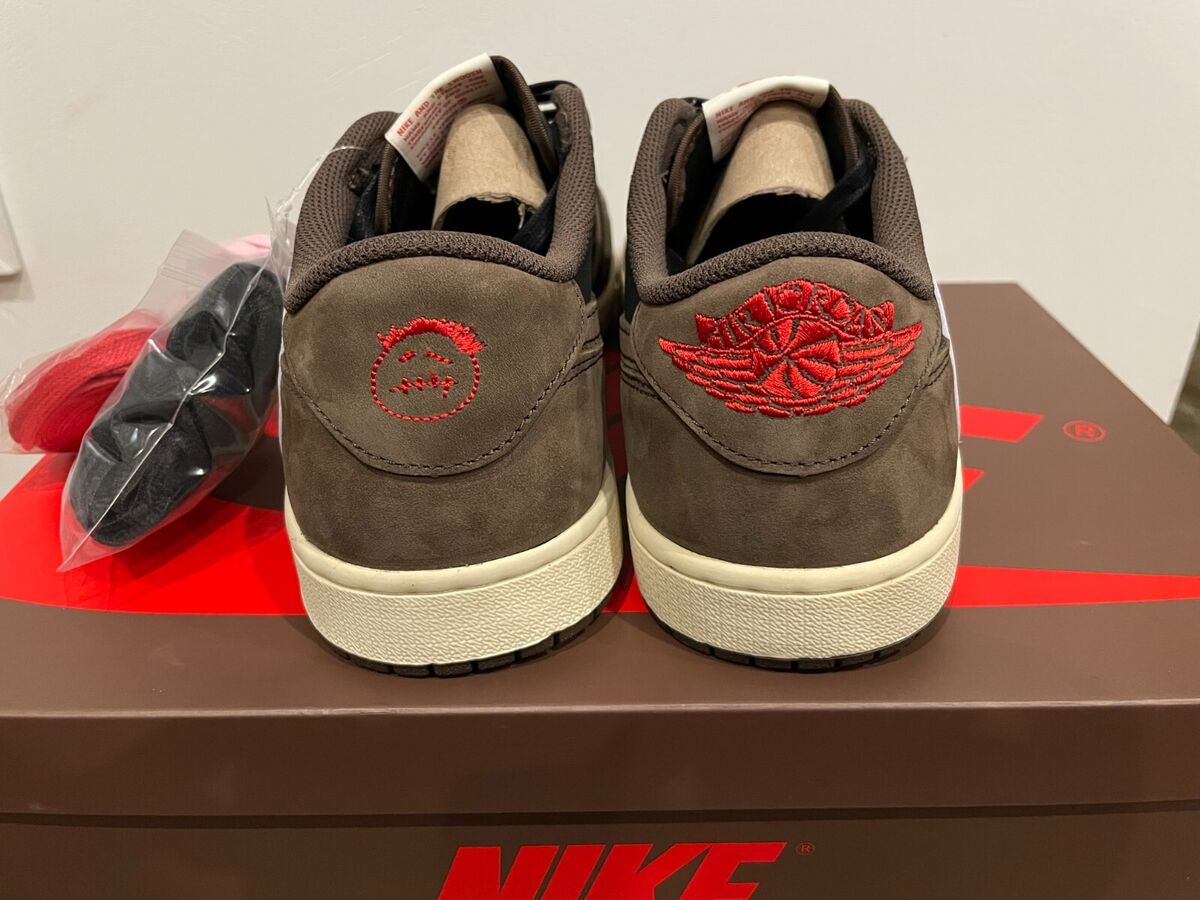 Nike Air Jordan 1 Retro Low OG SP Travis Scott Mocha sz. 11 Nike Air Jordan 1 Retro Low OG SP Travis Scott Mocha sz. 11