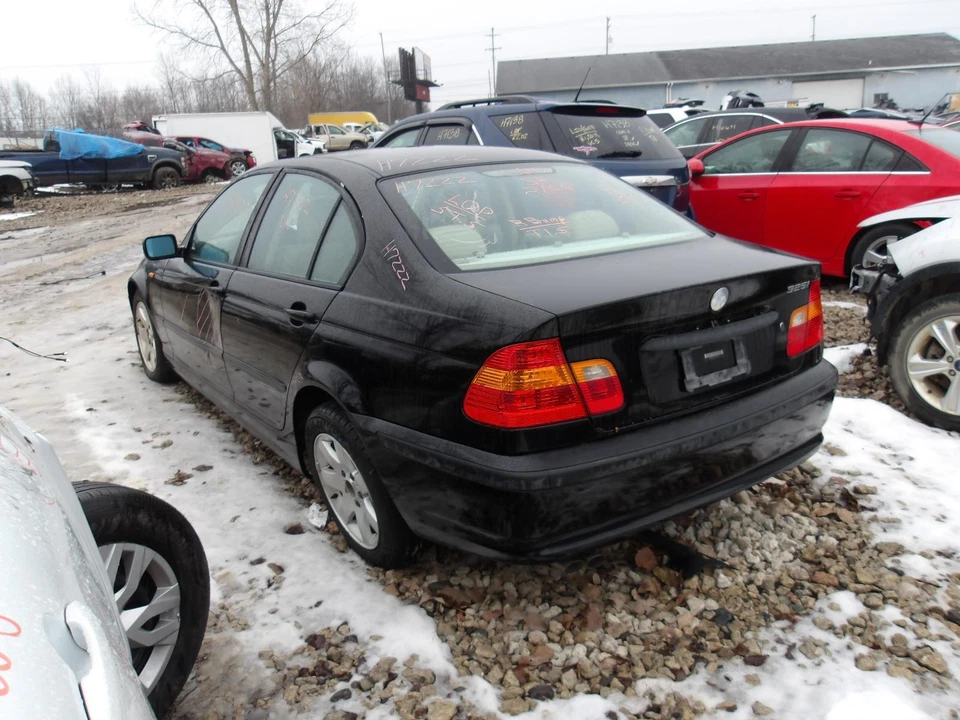 Used Brake Master Cylinder fits: 2002 Bmw 325I exc. Xi w/dynamic stability contr - Image 3 of 4