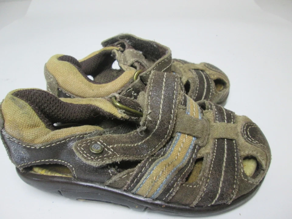 Sandalias planas Stride Rite bebé talla 6 marrón cierre de gancho y bucle logotipo cómodo Foto 4 de 4