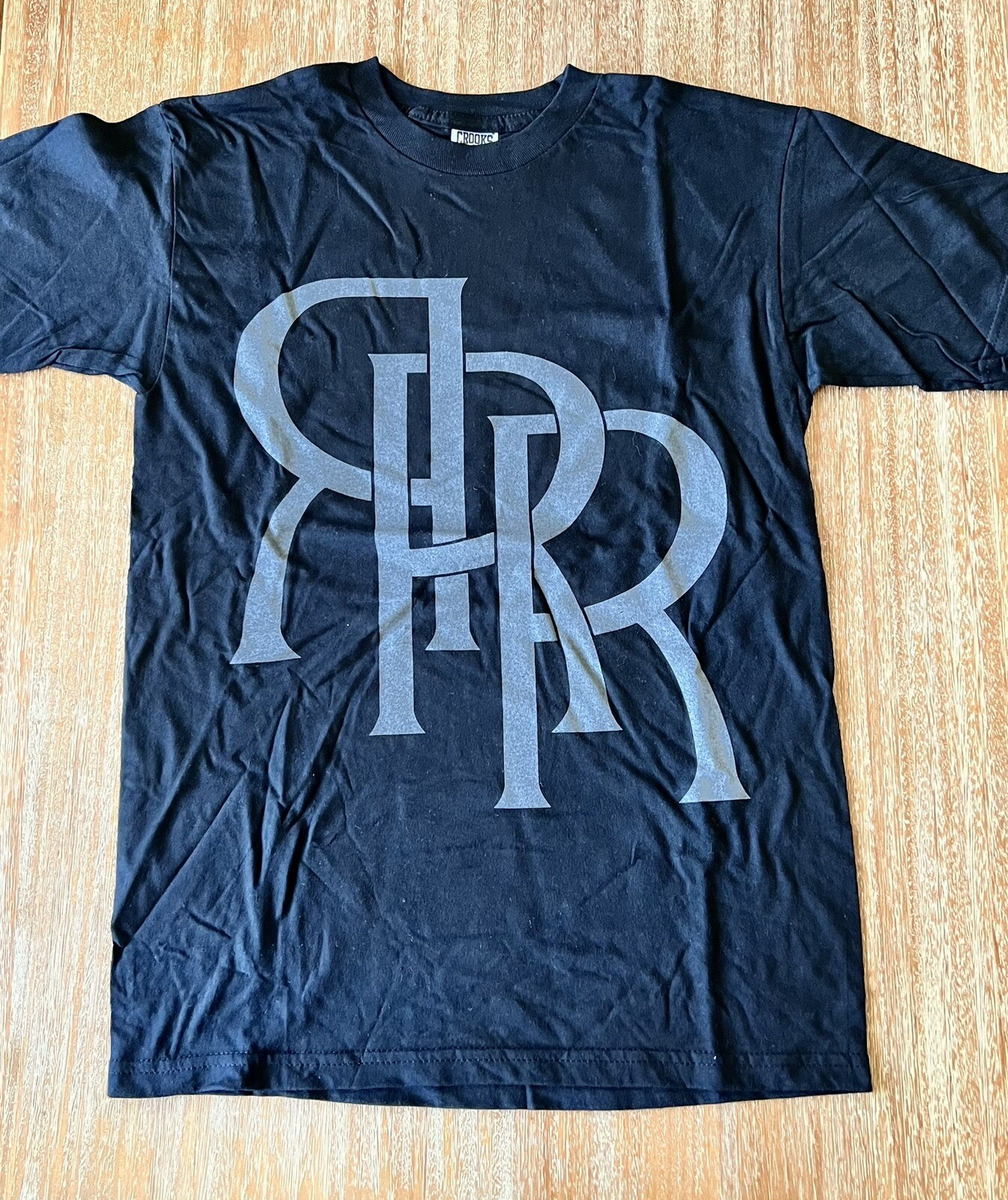 Picture 1 of 2