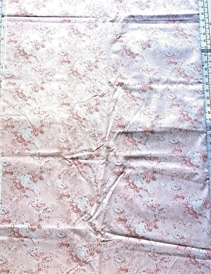 Yours Truly Eleanor Burns para Benartex tela rosa malva suave 108" de ancho por comprar Foto 3 de 4