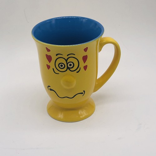 Yellow Silly Face Ceramic Pedestal Mug 3D Hearts
