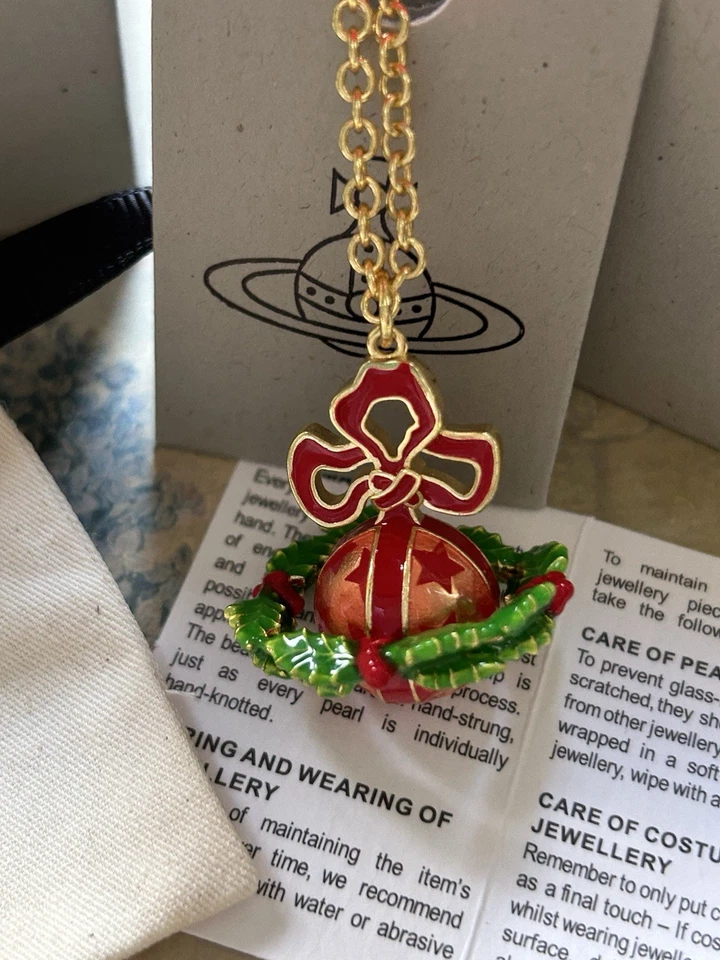 Vivienne Westwood Limited Edition Christmas Orb necklace - Image 2 of 4