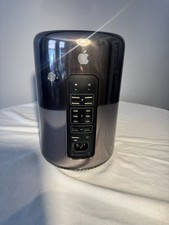 APPLE MAC PRO 2013 A1481 6-RDZENIOWY XEON E5 3,5 GHz 16 GB RAM 1 TB SSD